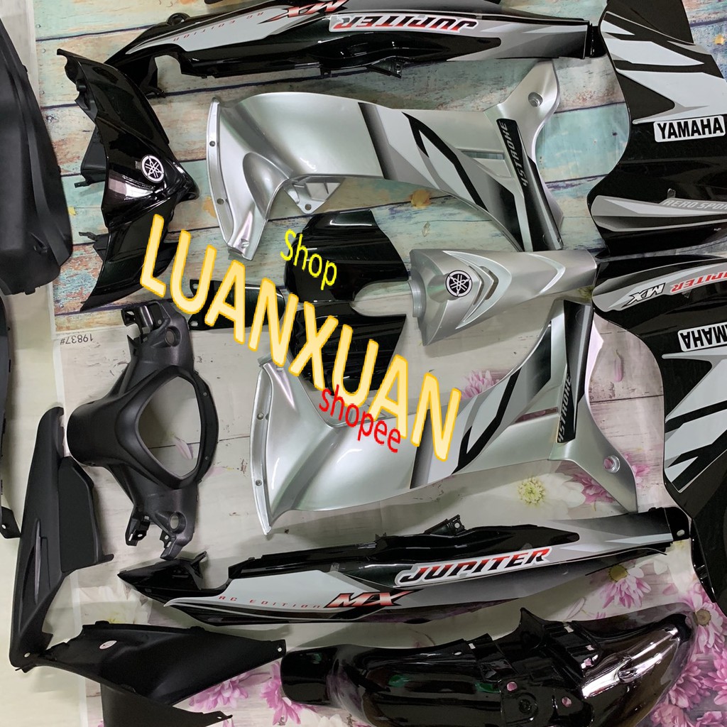 Bộ dàn áo xe JUPITER MX màu đen bạc ,vỏ nhựa jupiter gravita TẶNG KÈM TEM ,nhựa nguyên sinh loại 1