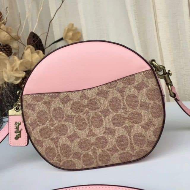 Túi Coach dáng tròn siêu xinh