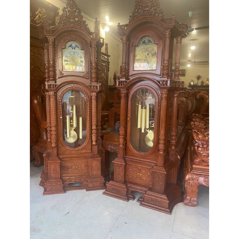 đồng hồ mẫu tháp cột