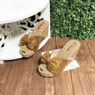 Dép xuồng nơ