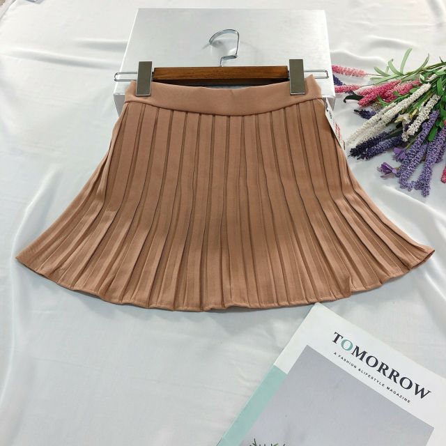 Chân váy ngắn dập ly xinh xắn ( kèm hình và video thật 100%)