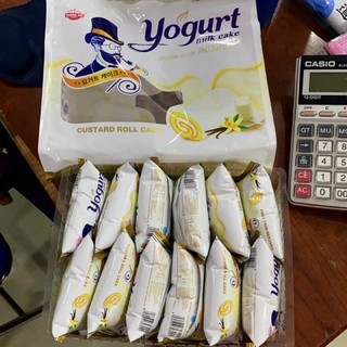 Bánh bông lan cuộn phủ sữa chua Yogurt milk cake
