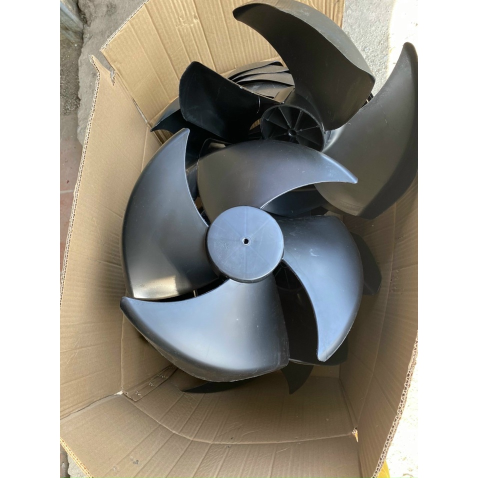 Cánh quạt điều hòa hơi nước cánh thuận cánh ngược