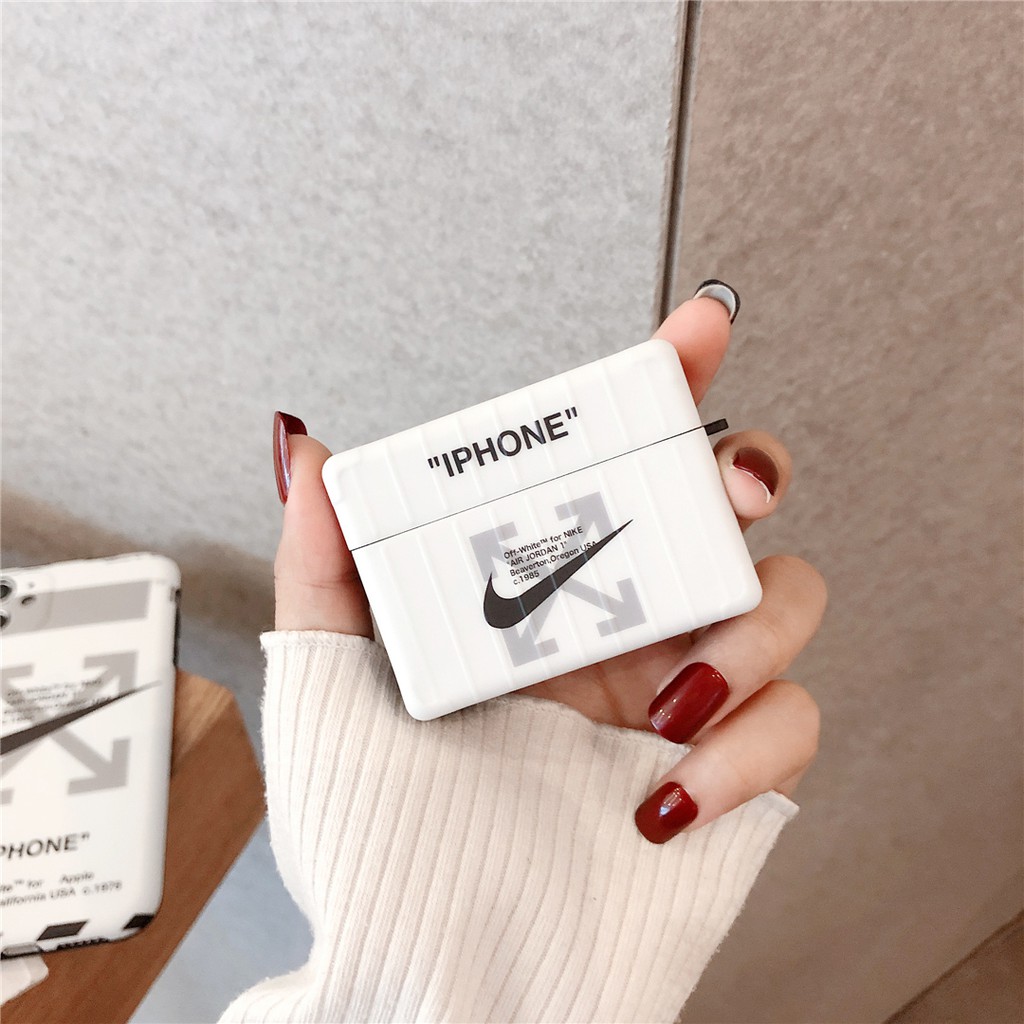 Vỏ bọc bảo vệ hộp sạc tai nghe Airpods in hình logo Nike OFF-WHITE