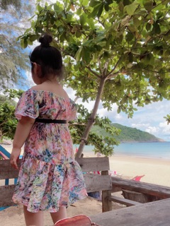 đầm hoa đuôi cá