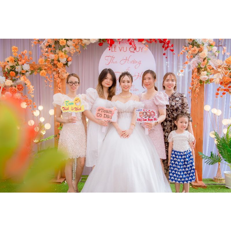 (251-300) Hashtag chụp ảnh đám cưới có tay cầm