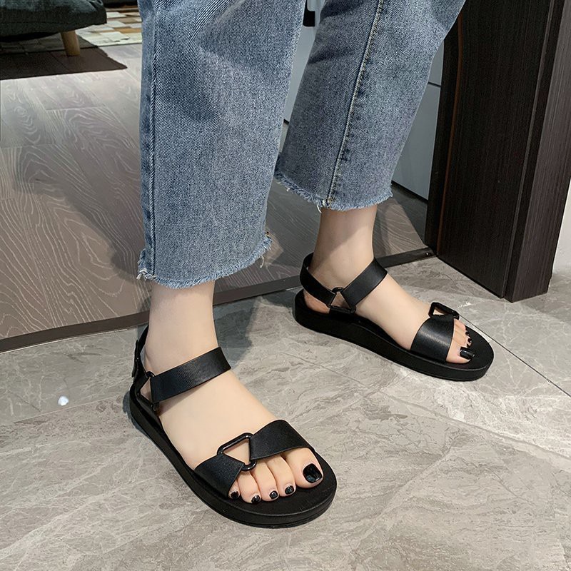 Sandal Nữ Đế Bằng 2 Quai Dán Chất Liệu Cao Su Chống Nước D157