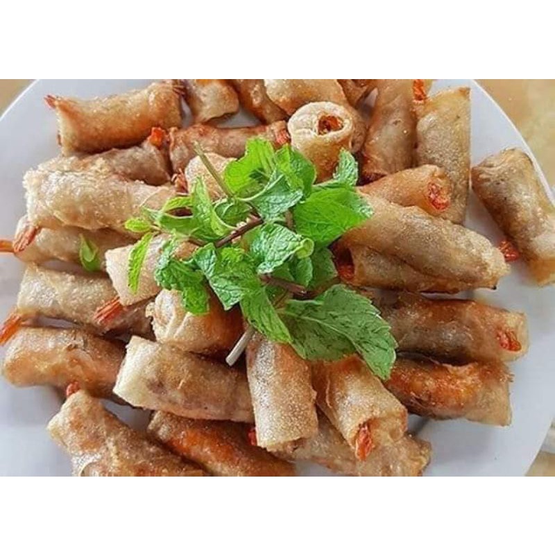 Bánh tráng dùng để cuốn chả ram Bình Định