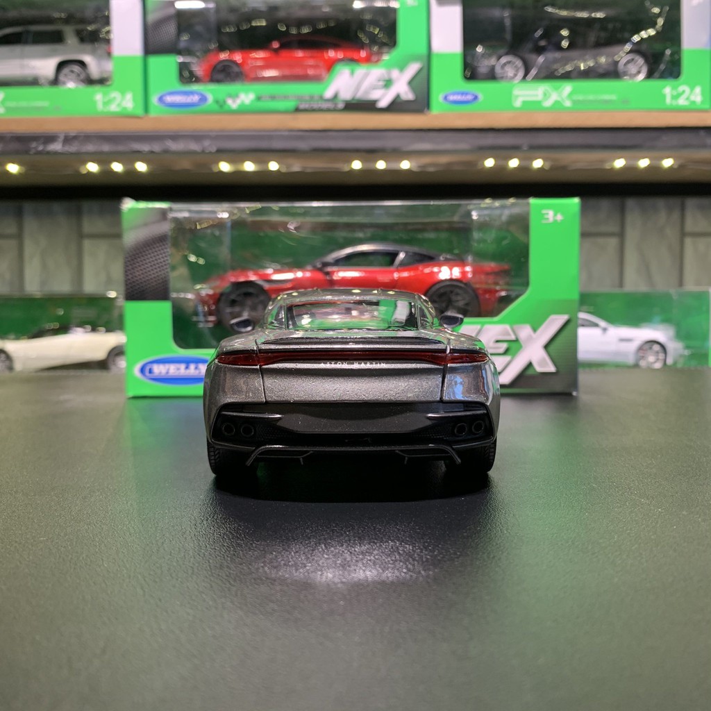 Xe mô hình Aston Martin DBS Superleggera tỉ lệ 1:24 Welly