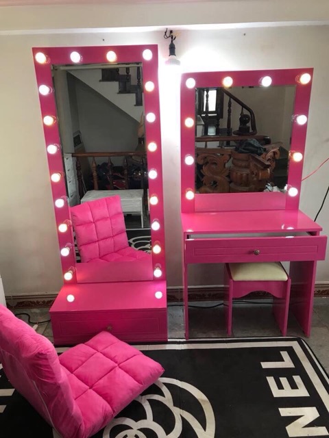 Bàn trang điểm có đèn giá rẻ