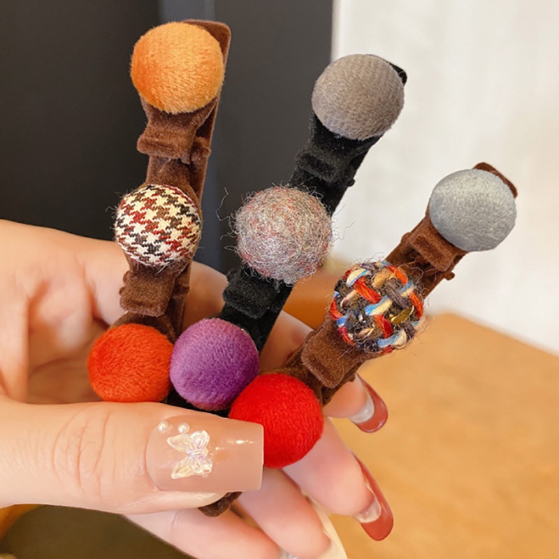 Kẹp Tóc Mỏ Vịt Đính Bóng Lông Phong Cách Mới 2022 Cho Nữ