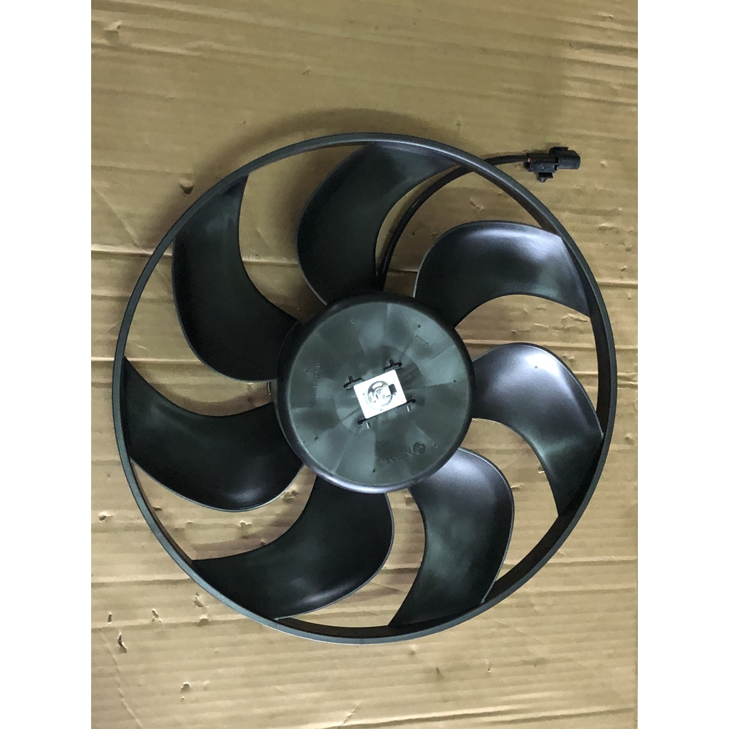 Quạt Dàn  nóng chính Hyundai Mighty 2,5-3,5 tấn 2004-2010 NSM Hàn Quốc