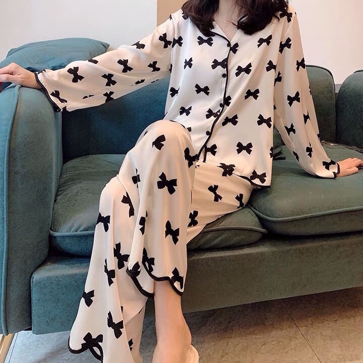 Bộ đồ ngủ tay ngắn màu trắng đen thiết kế đơn giản thời trang cho nữ