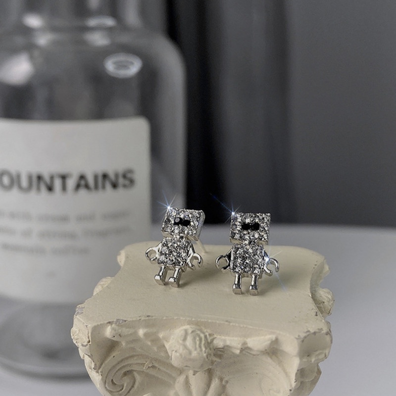 Bông tai hình robot hoạt hình đính đá phong cách Harajuku sang trọng