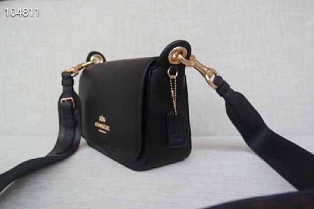 TÚI COACH VUÔNG  F77979