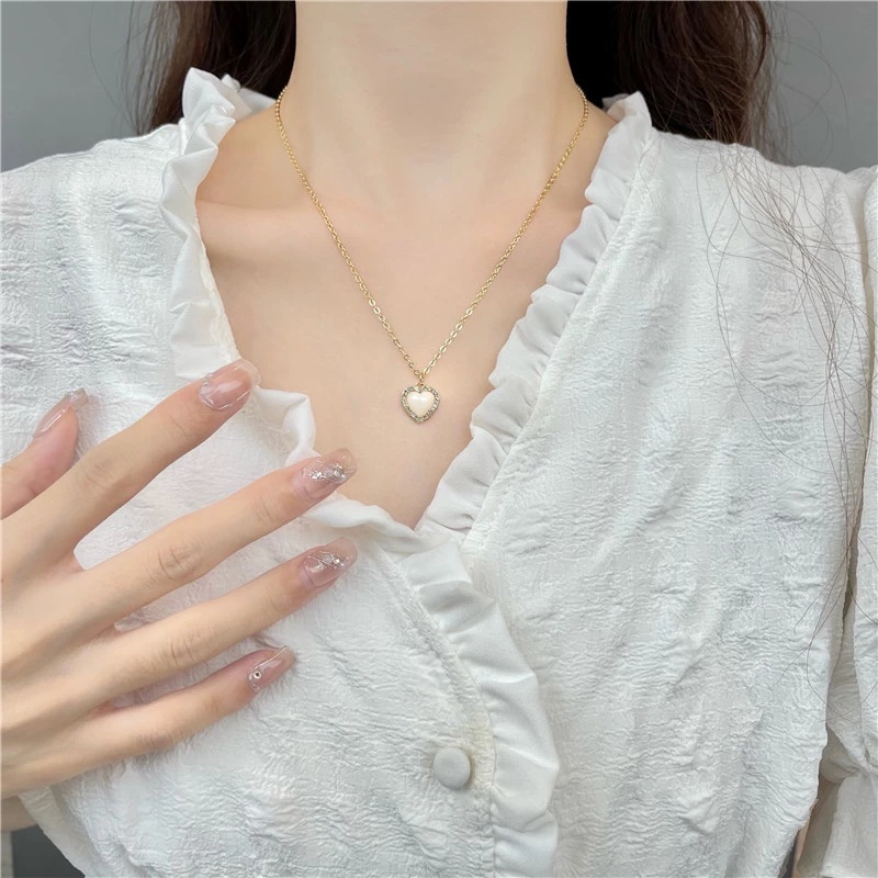 Vòng cổ Mặt Trái Tim Đính Đá Opal Lấp Lánh Cho Nữ
