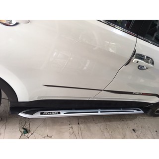 Bậc lên xuống, bệ bước chân Toyota Rush