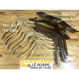 Móc gỗ nâu 10 chiếc và móc gỗ vai đệm 10 chiếc