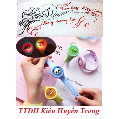 Đồng hồ đuổi muỗi phát sáng cho bé phòng chống bệnh sốt xuất huyết mùa mưa cho trẻ