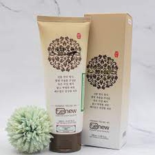Kem Tẩy Tế Bào Chết - Tẩy Da Chết trắng da thảo dược Benew Peeling gel 180ml