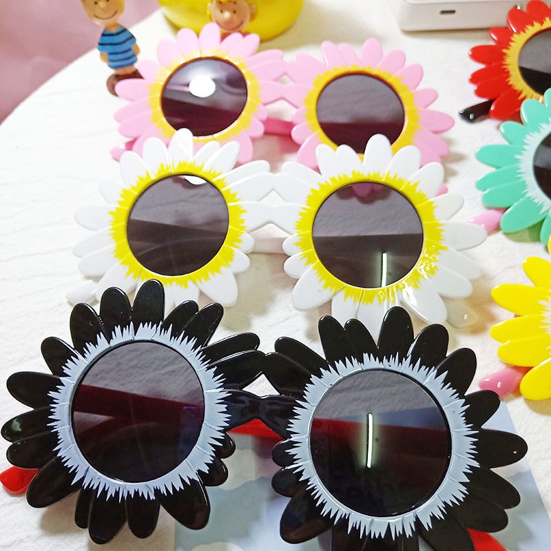 Kính Mát Hình Hoa Hướng Dương Vui Nhộn Cho Bé