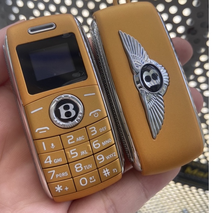 Điện Thoại Mini Bently Bv8 - 2 Sim Thay Đổi Giọng Nói Đẳng Cấp giá rẻ