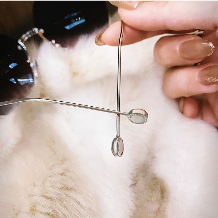 Kính mát gọng lớn chống tia UV thời trang sành điệu cho nữ