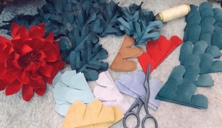Lá phụ kiện handmade