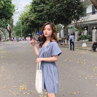 Váy cổ v
