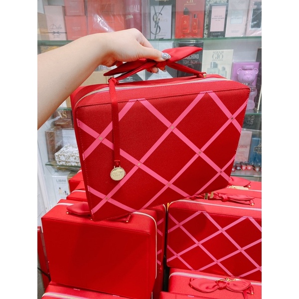 Cốp vali Estee Lauder đựng mỹ phẩm