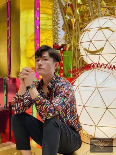Áo sơ mi hoa văn sang trọng , form rộng , vải satin lụa cao cấp