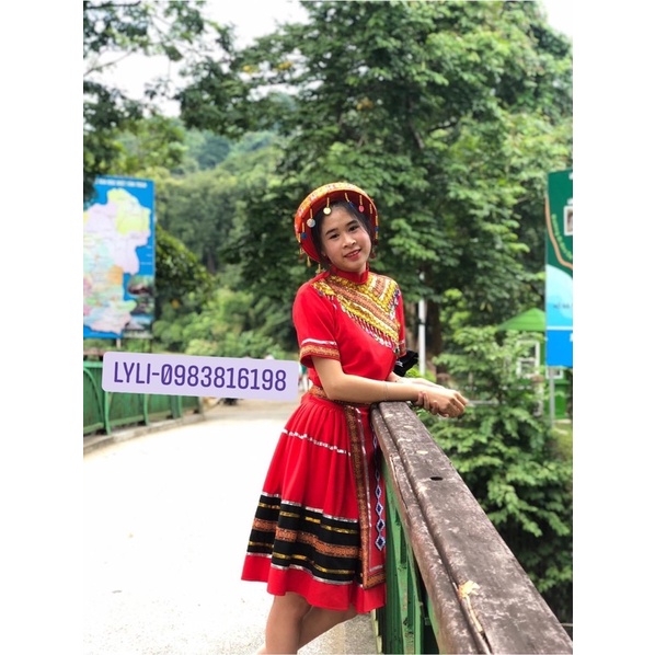 Váy Mèo đỏ
