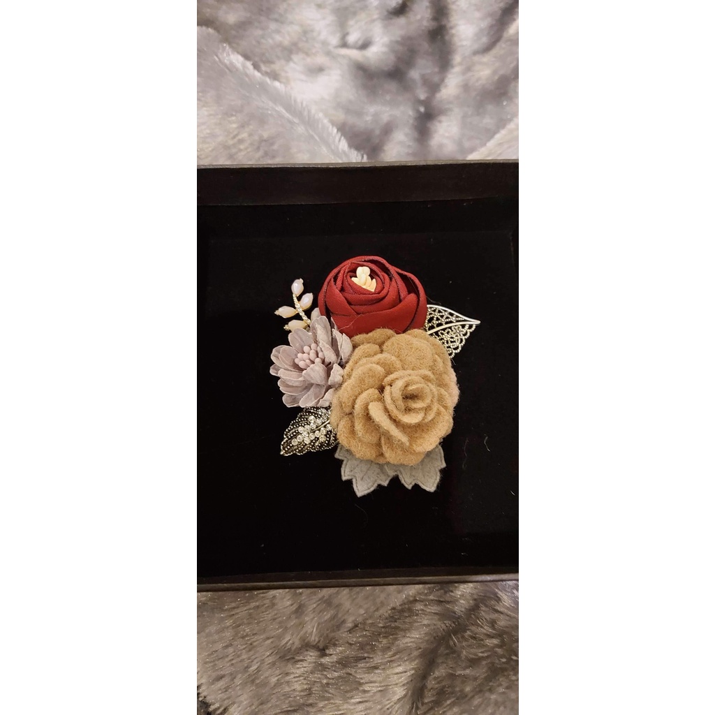 Hoa cài áo vải nhung cao cấp mẫu mix màu