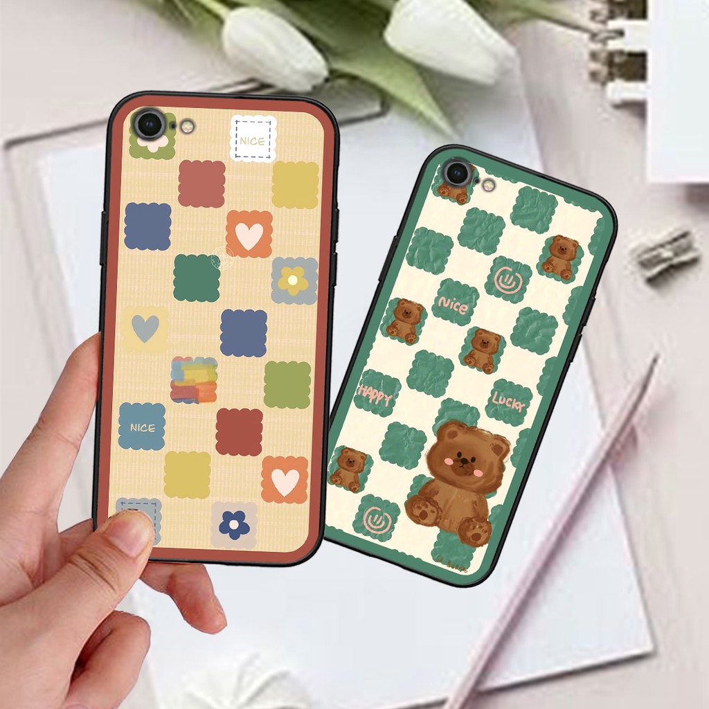Ốp Iphone 6/6S/6 Plus/6S Plus/7/8/7Plus/8Plus in hình gấu caro đen trắng dễ thương siêu bền