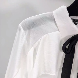 Áo sơ mi H&M kèm nơ cổ