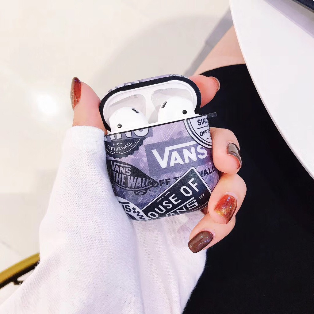 Vỏ bảo vệ hộp sạc airpods 1/2 in hình vans cá tính độc đáo | BigBuy360 - bigbuy360.vn
