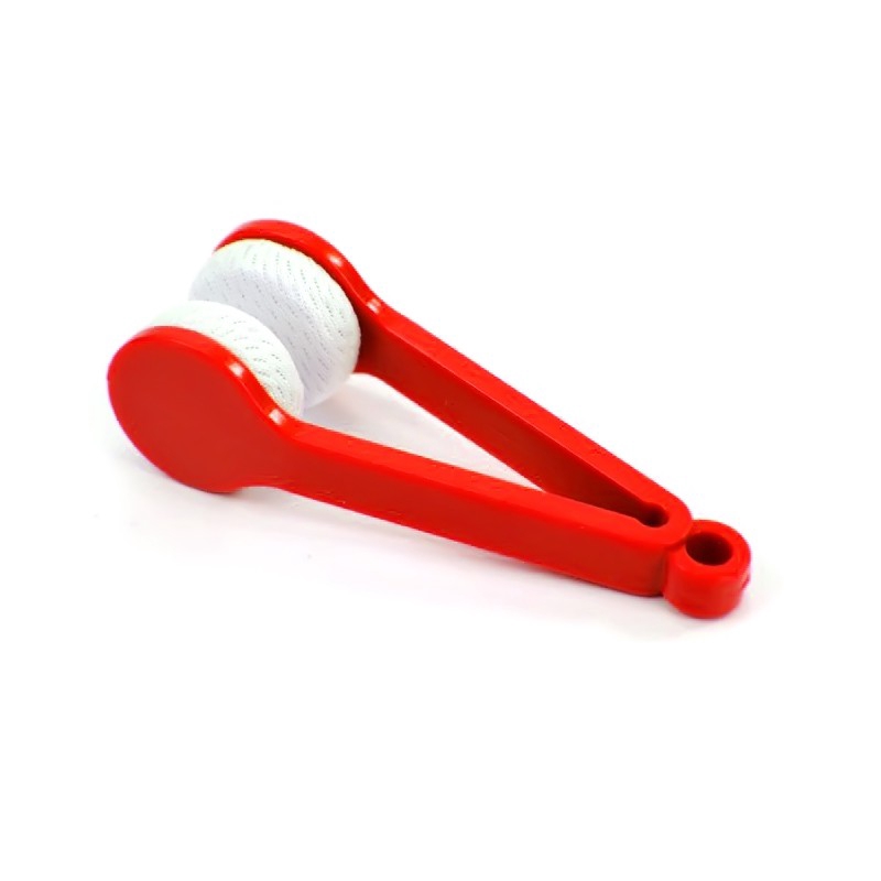 Dụng cụ vệ sinh mắt kính mini tiện dụng