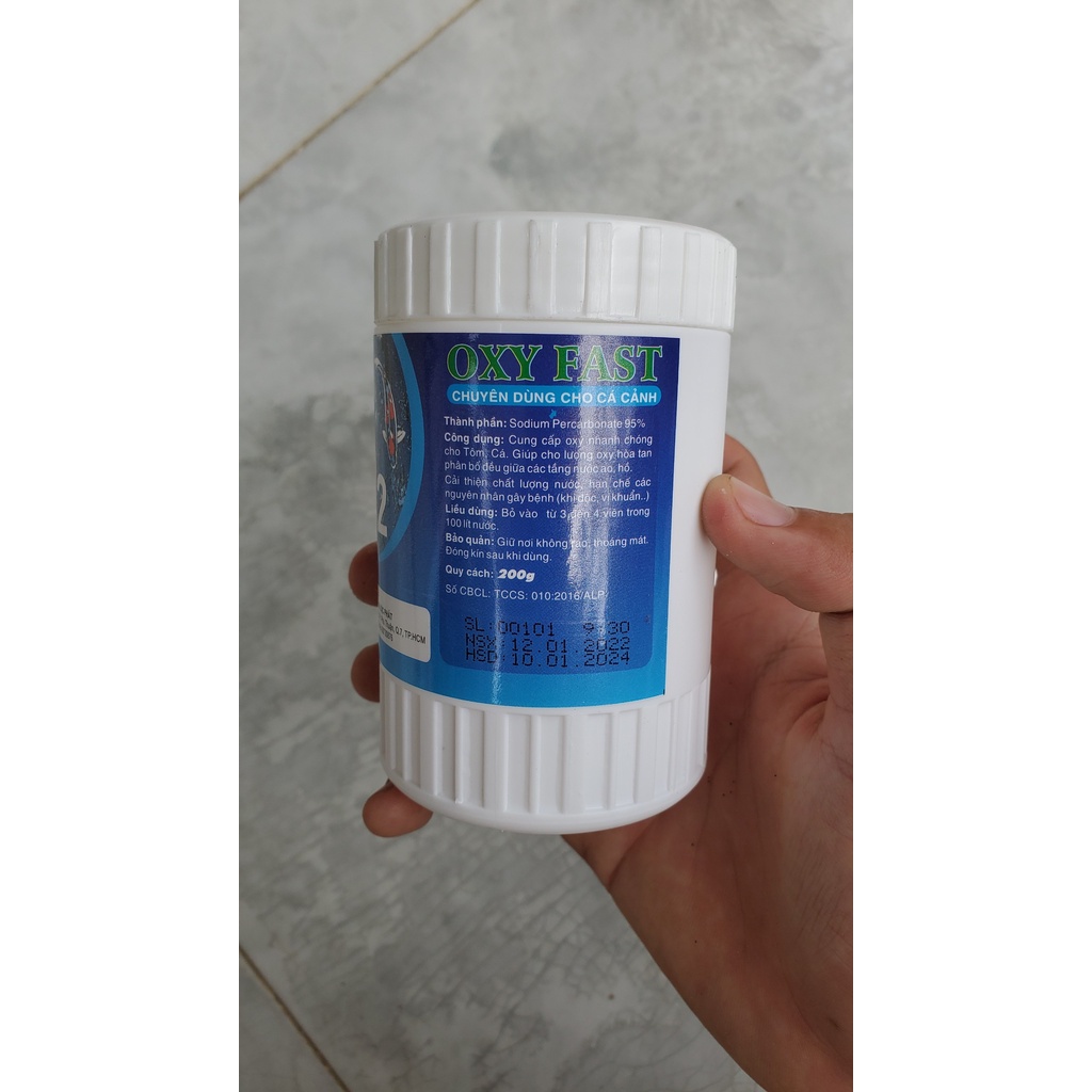 1 viên oxi cung cấp oxi cho bể cá cảnh thủy sinh giúp cá phát triển tốt