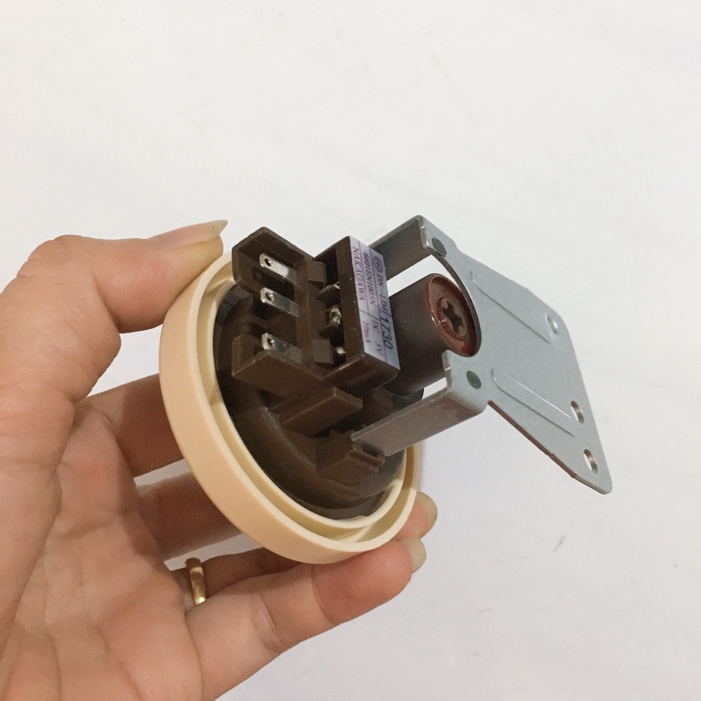 Phao máy giặt cửa ngang LG - Van áp lực máy giặt LG cửa ngang, cảm biến mực nước máy giặt