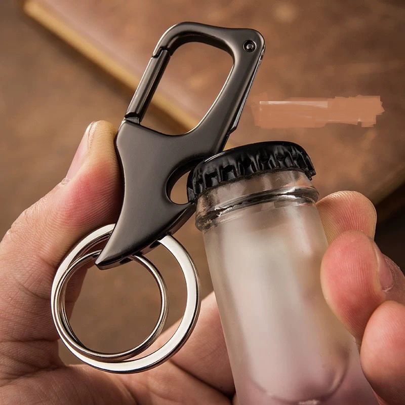 Móc khoá đa năng khui beer vv