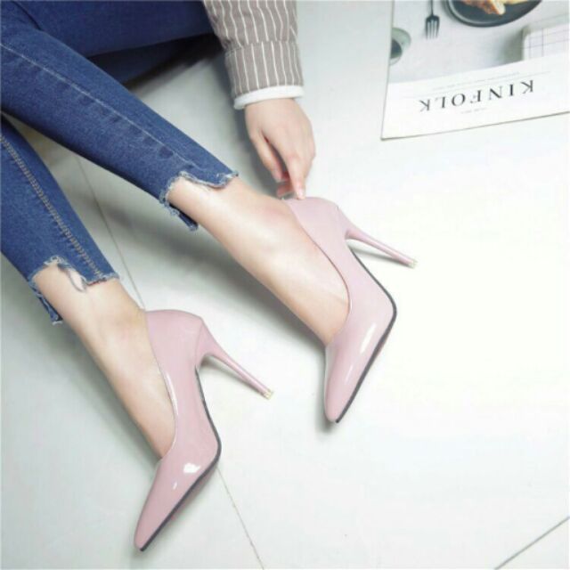 Giầy cao gót nữ dáng Loubutin
