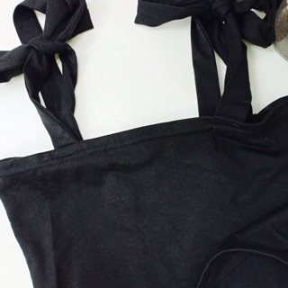 Áo Thun Croptop Đen 2 Dây Cột Vai | Freesize