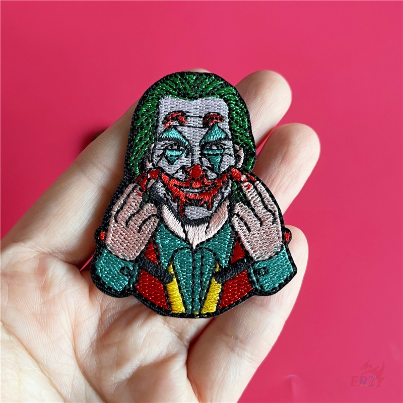 ☸ Miếng Dán Hình Joker &amp; Harley Quinn Tự Dính ☸ 1 Huy Hiệu Cài Áo Hình Nhân Vật Phim Cổ Điển