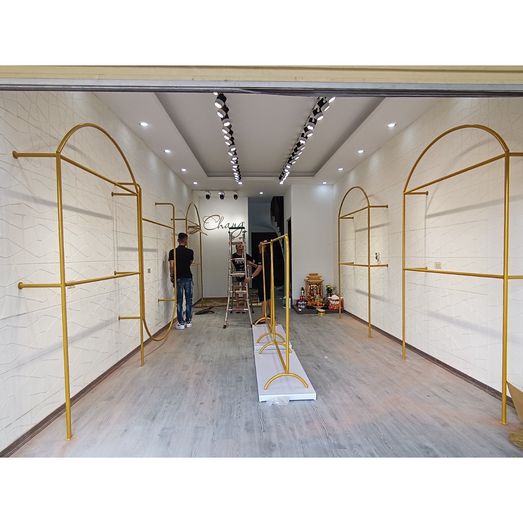 Giá treo bắn tường hình vòm cong 2 tầng - Khung treo quần áo - Giá kệ cho shop thời trang