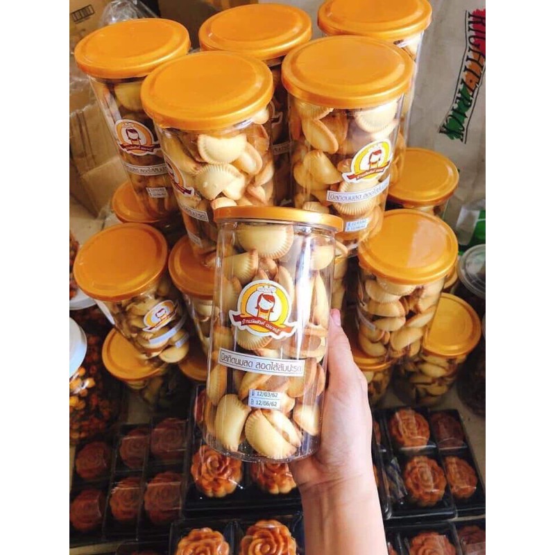 BÁNH SÒ KHÓM THÁI LAN lon 350gr