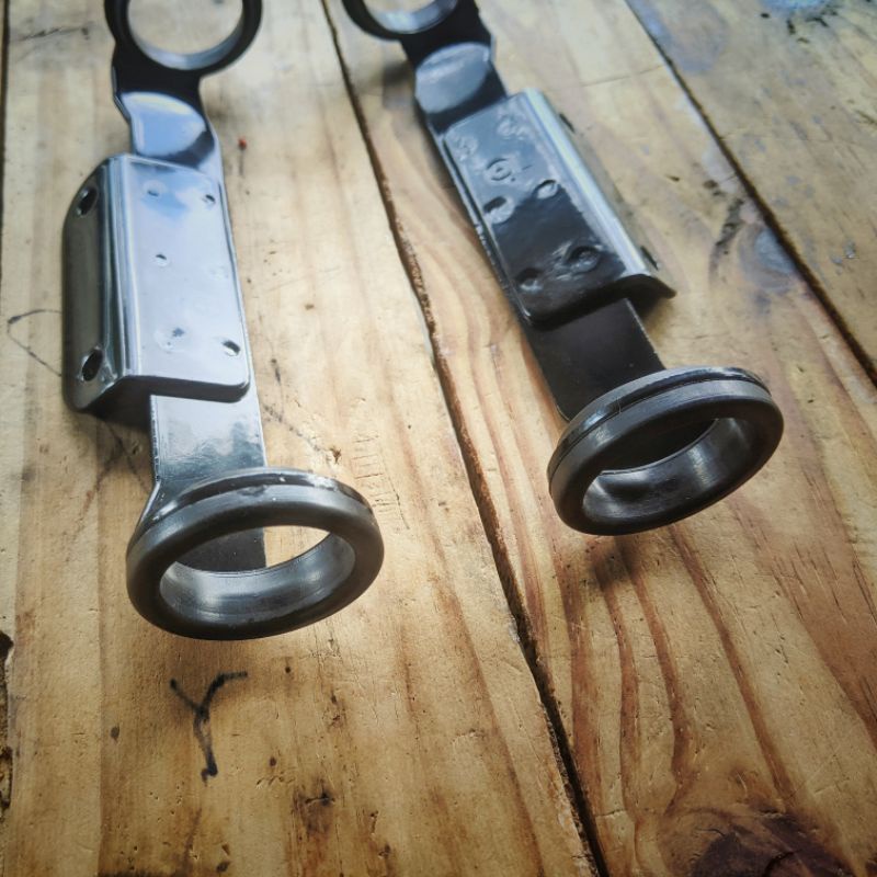 Khung sắt bắt pat tai thỏ suzuki EN 150A