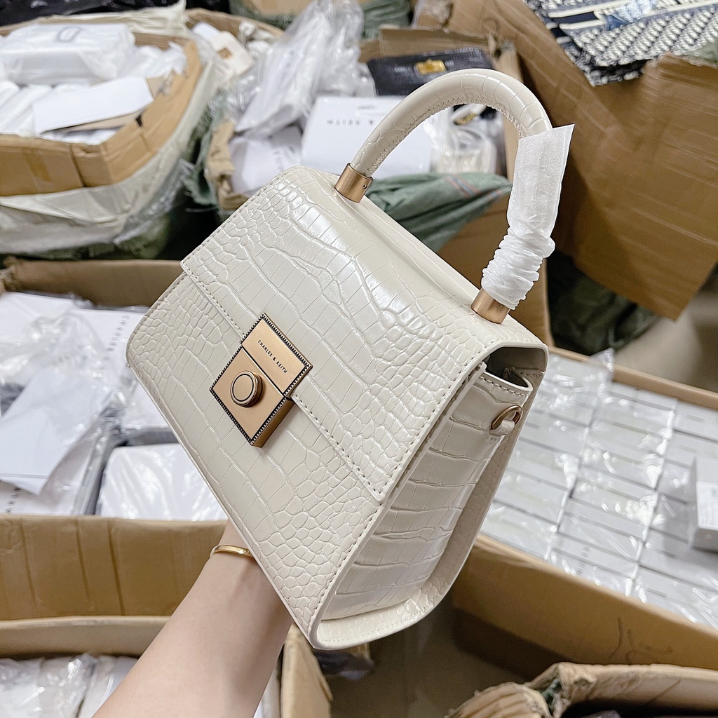 1127# CNK Quai Cúc Tròn Xuất Dư