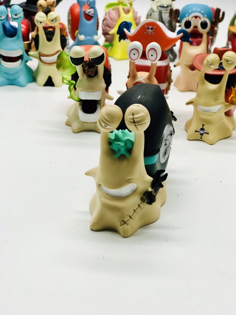 Mô hình Den Den Mushi Băng Mũ Rơm