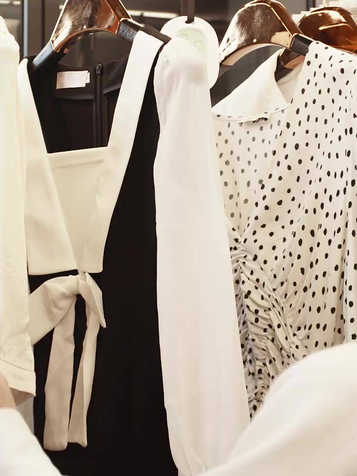 Sáp Thơm Treo Tinh Dầu MESMERIC Khử Mùi Hôi Ẩm Mốc Phòng Ngủ, Phòng Khách, Tủ quần áo, Nhà Vệ Sinh, Treo Xe Ô Tô | BigBuy360 - bigbuy360.vn