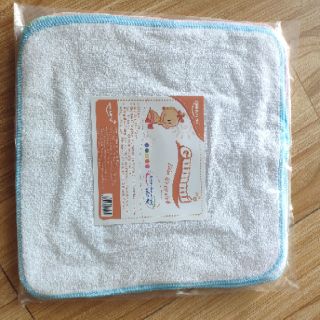 Tấm lót chống thấm cao cấp Gummi (Xấp 10 cái đủ màu)